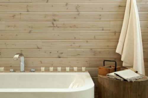 Натуральное дерево в ванной. Ванная комната под дерево, практические советы по применению различных материалов.