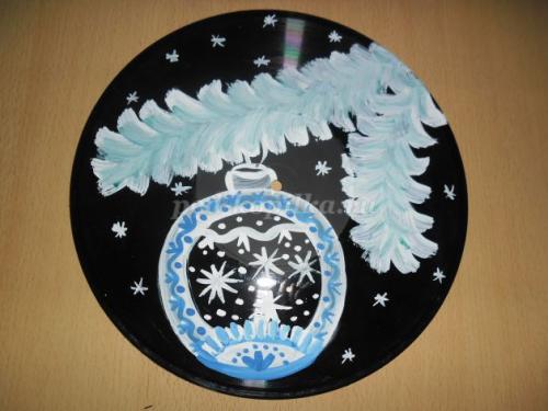 Что можно сделать из старых пластинок. Ваза для фруктов 12