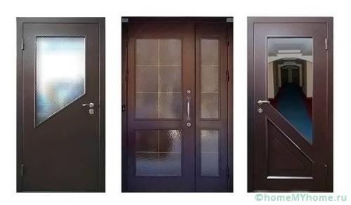Металлопластиковые входные двери в частный дом. Из чего собираются пластиковые входные двери для частного дома: фото и примеры оформления
