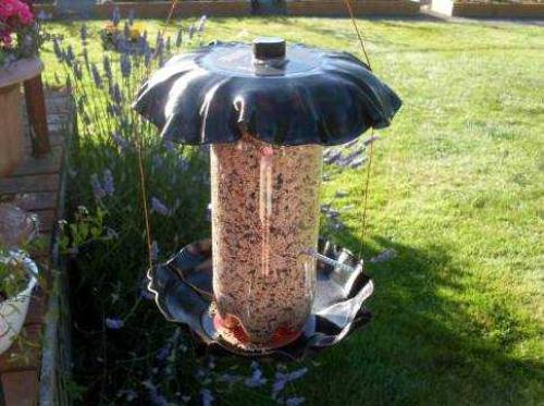 Что можно сделать из старых пластинок. Ваза для фруктов 23