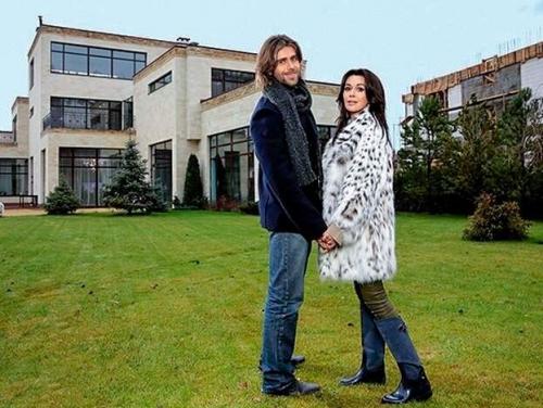 Загородный дом Анастасии Заворотнюк. В Каком Доме Живет Анастасия Заворотнюк