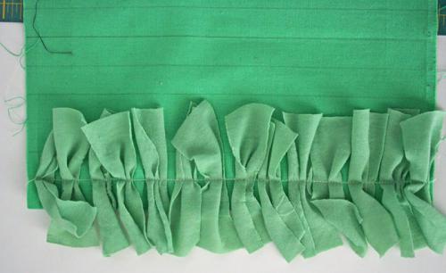 Думочки на диван своими руками. Шьём декоративную «лохматую» подушку: мастер-класс