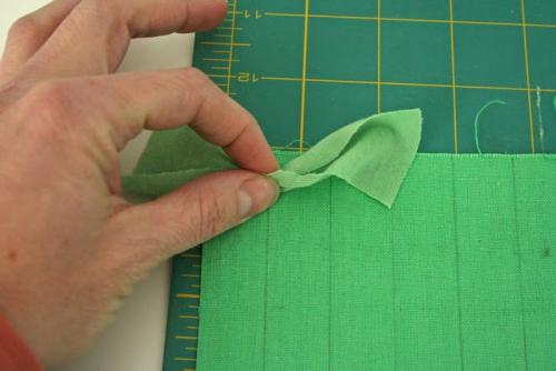 Думочки на диван своими руками. Шьём декоративную «лохматую» подушку: мастер-класс