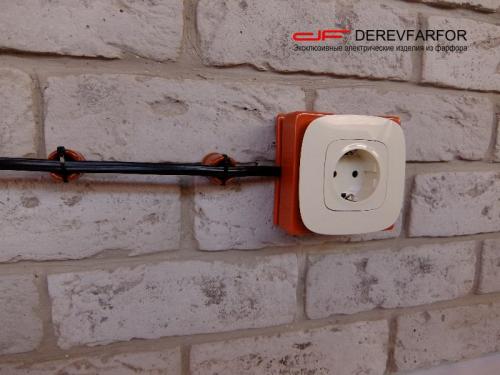 Цвет розеток и выключателей, как выбрать. Розетки и выключатели в интерьере: 5 правил 02