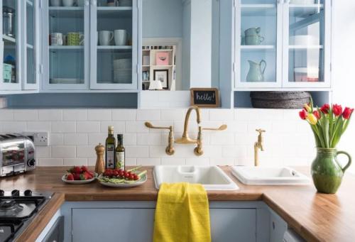 Кухня 2 на 3 с холодильником. Выбор стиля для кухни 2х2 метра с холодильником