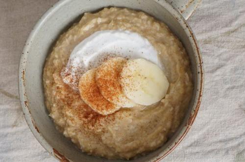 Овсяная каша с чем сочетается. С какими продуктами сочетать овсянку, чтобы она была полезнее 12