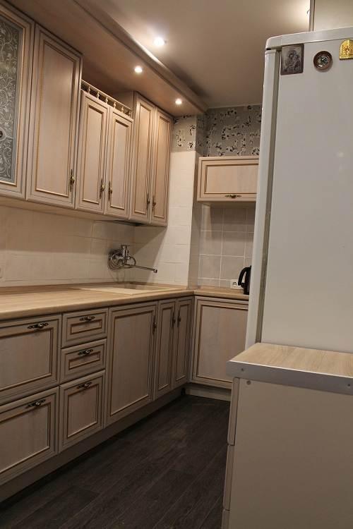 Кухня шириной 2 метра. 10 продуманных интерьеров с узкой кухней. Как спланировать помещение и подобрать мебель?