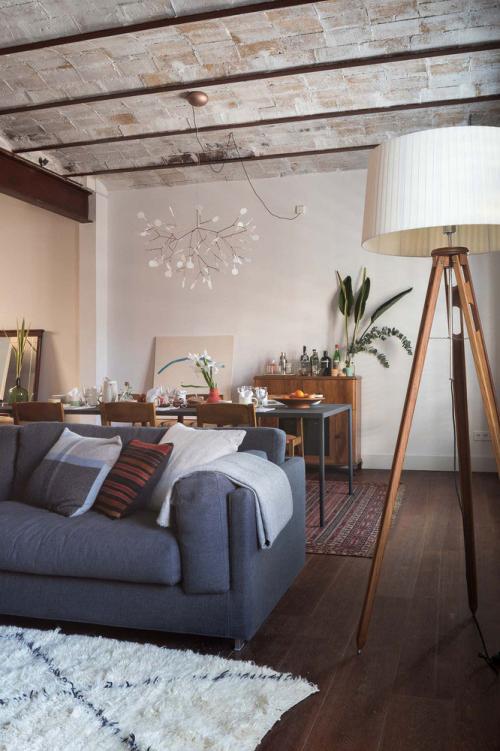 Эффектный лофт бразильского архитектора в Барселоне 04