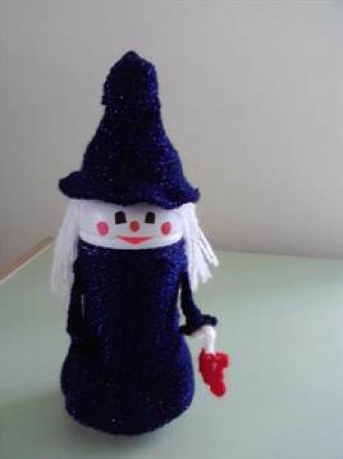 Кукла из ниток и бутылки. Забава для малышей