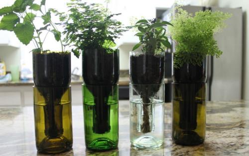 Куклы из стеклянных бутылок своими руками. Как изготовить поделки из стеклянных бутылок своими руками: утилизируем тару с пользой