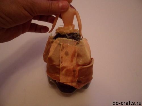 Как сделать куклу из пластиковой бутылки и пластилина. Куклы из пластиковых бутылок и ложек: