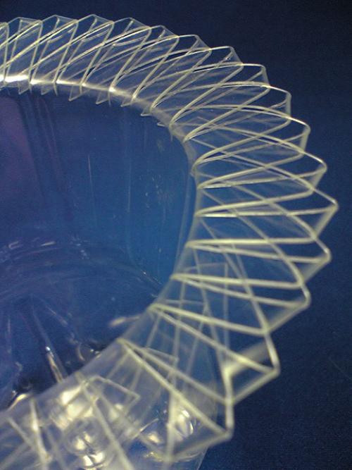 Ваза из бутылки пластиковой. Вазы из пластиковых бутылок 09