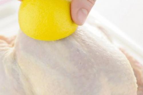 Курица с хрустящей корочкой в духовке с картошкой. Курица с картофелем в духовке