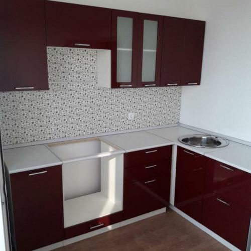 Матовая или глянцевая кухня форум. Глянцевая или матовая кухня: Плюсы и минусы