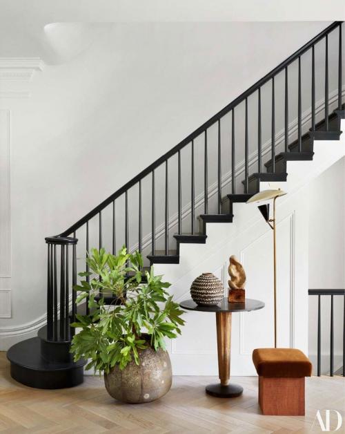 Современный и уютный интерьер таунхауса 04