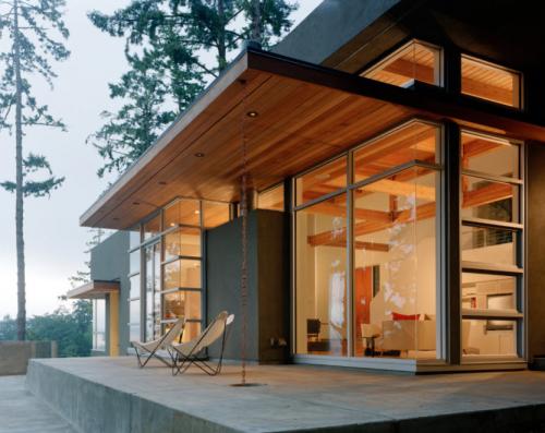 Навес во дворе из профнастила. Из чего сделать навес во дворе частного дома?