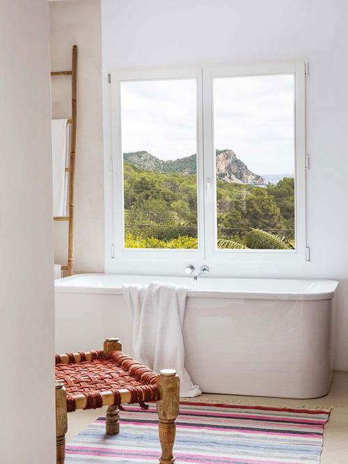 Как отдыхают дизайнеры: белоснежная вилла на Ибице 12