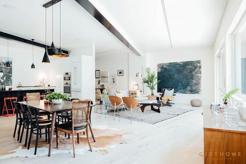 Деревянный дом, который «встроили» в лесной склон 02