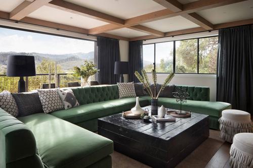 Великолепный дом с потрясающим видом на долину в Калифорнии 13