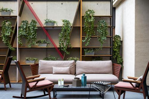 Стильный отель Puro с богемной атмосферой в Кракове 16