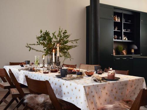 Встречайте праздники: Рождественская коллекция от H&M Home 12