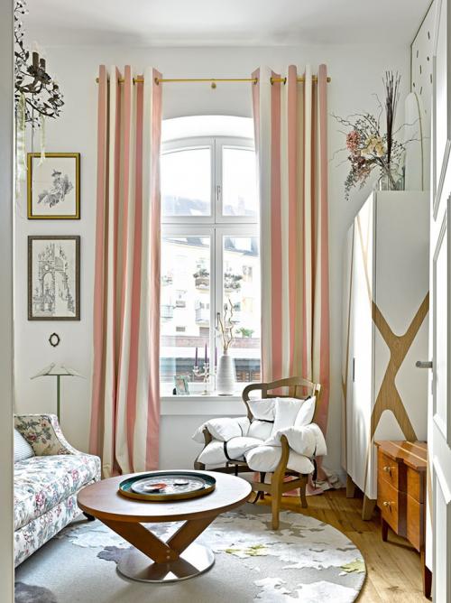 Красочная квартира в старом доме 07