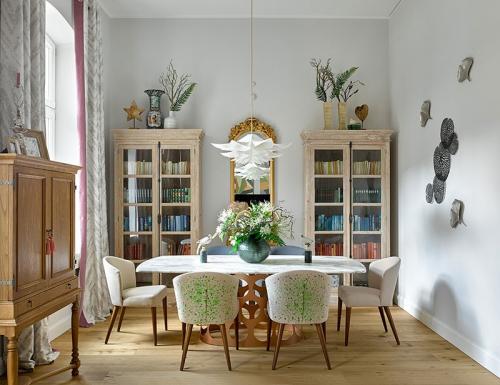 Красочная квартира в старом доме 02