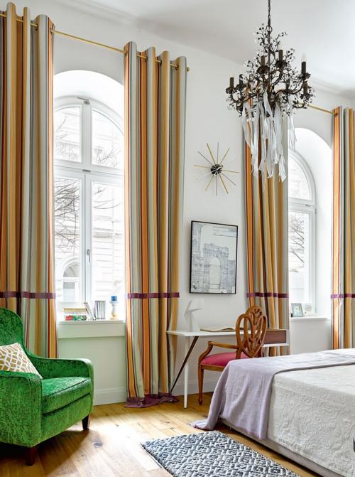 Красочная квартира в старом доме 14