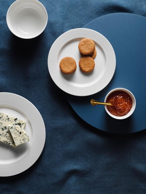 Прекрасные рождественские зарисовки в темном синем цвете от IKEA 05