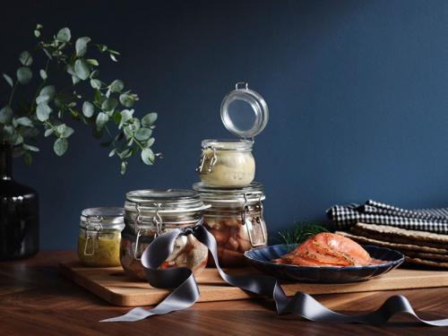 Прекрасные рождественские зарисовки в темном синем цвете от IKEA 06