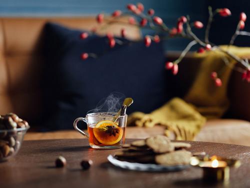 Прекрасные рождественские зарисовки в темном синем цвете от IKEA 01