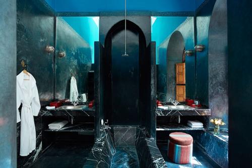 Сказочный дворец в самом центре Марракеша 03