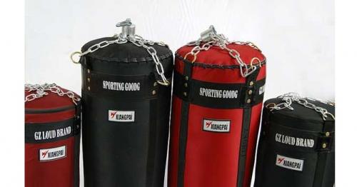 Как повесить грушу на стену. 1 Установка боксерской груши при помощи креплений 13