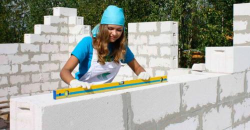 Газосиликатные блоки клей или раствор. Клей или раствор: что выбрать для газоблоков
