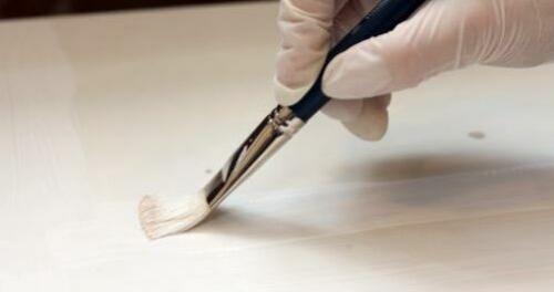 Реставрация журнального столика из дсп. Реставрация журнального стола методом декупажа: фото и видео этапов