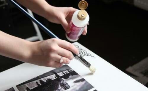 Реставрация журнального столика из дсп. Реставрация журнального стола методом декупажа: фото и видео этапов