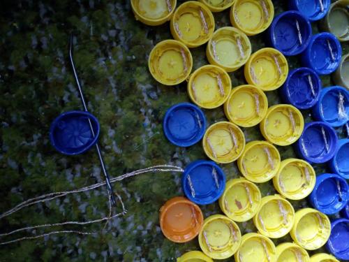 Шторы висюльки из пластиковых бутылок. Летние шторы для дачи из пластиковых пробок [мини мастер-класс по изготовлению]