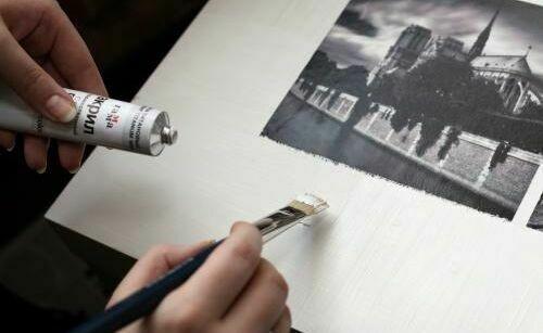 Реставрация журнального столика из дсп. Реставрация журнального стола методом декупажа: фото и видео этапов