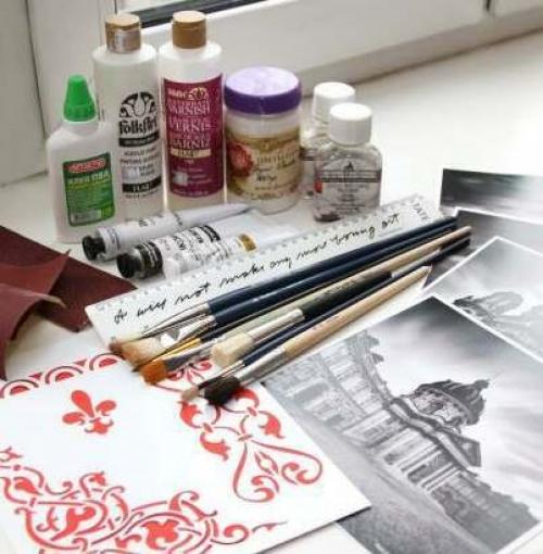 Реставрация журнального столика из дсп. Реставрация журнального стола методом декупажа: фото и видео этапов