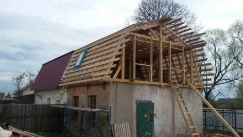 Ломаная крыша с мансардой. Изучаем проекты домов с ломаной мансардной крышей