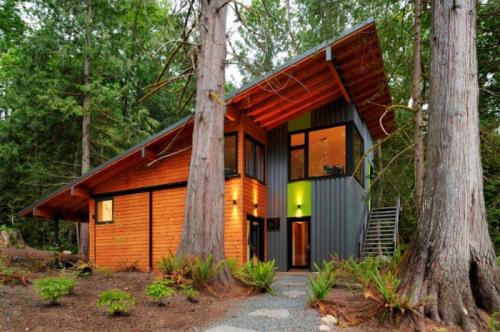 Ломаная крыша из профнастила. Выбор формы мансардной крыши