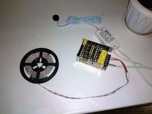 Выключатель для светодиодной ленты на кухне. Подсветка на кухню. Часть первая: Магия бесконтактного включения.