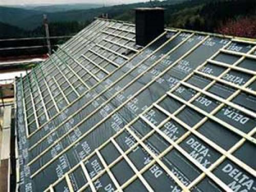 Как правильно укладывать гидроизоляцию под металлочерепицу. Гидроизоляция под металлочерепицу: виды и советы по монтажу