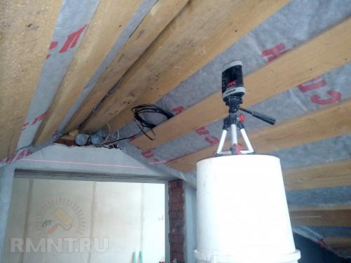 Как обшить мансарду гипсокартоном. Преимущества и недостатки материала 02 Как обшить мансарду гипсокартоном. Преимущества и недостатки материала 02