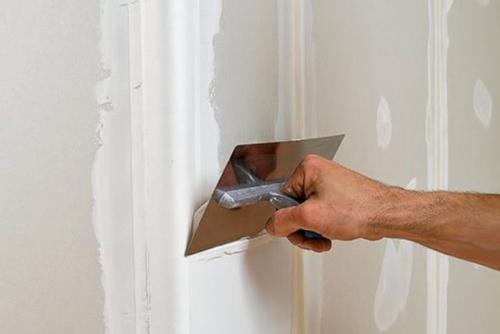 Можно ли клеить обои на гипсокартон без шпаклевки. Преимущества шпатлевания гипсокартона