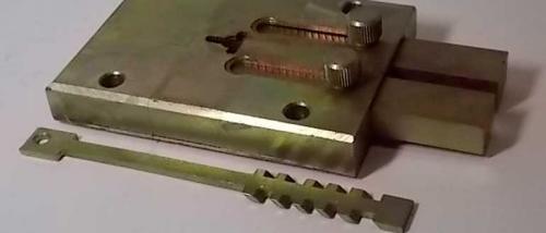 Замок с падающим ключом взлом. Как открыть гаражный реечный (ригельный) замок без ключа — рекомендации