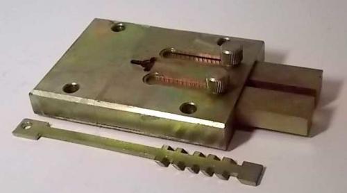 Замок с падающим ключом взлом. Как открыть гаражный реечный (ригельный) замок без ключа — рекомендации