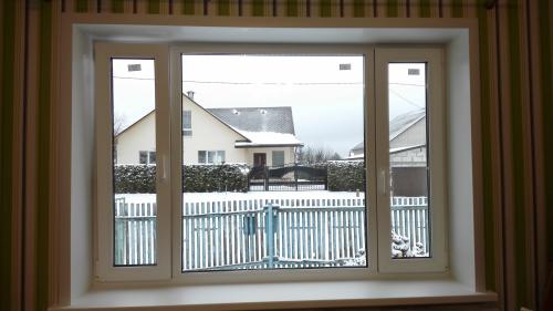 Отделка оконных откосов сэндвич панелями. Что такое откосы на окна: назначение конструктивного элемента 34 Отделка оконных откосов сэндвич панелями. Что такое откосы на окна: назначение конструктивного элемента 34