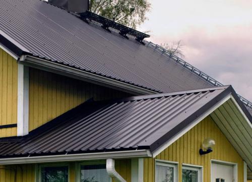 Шаг обрешетки под профнастил снип. Через какое расстояние делают обрешетку под профнастил, шаг прогонов под профлист