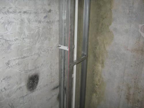 Короб в ванной из гвл. Монтаж каркаса 01